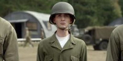 CAPTAIN TRENCH logo